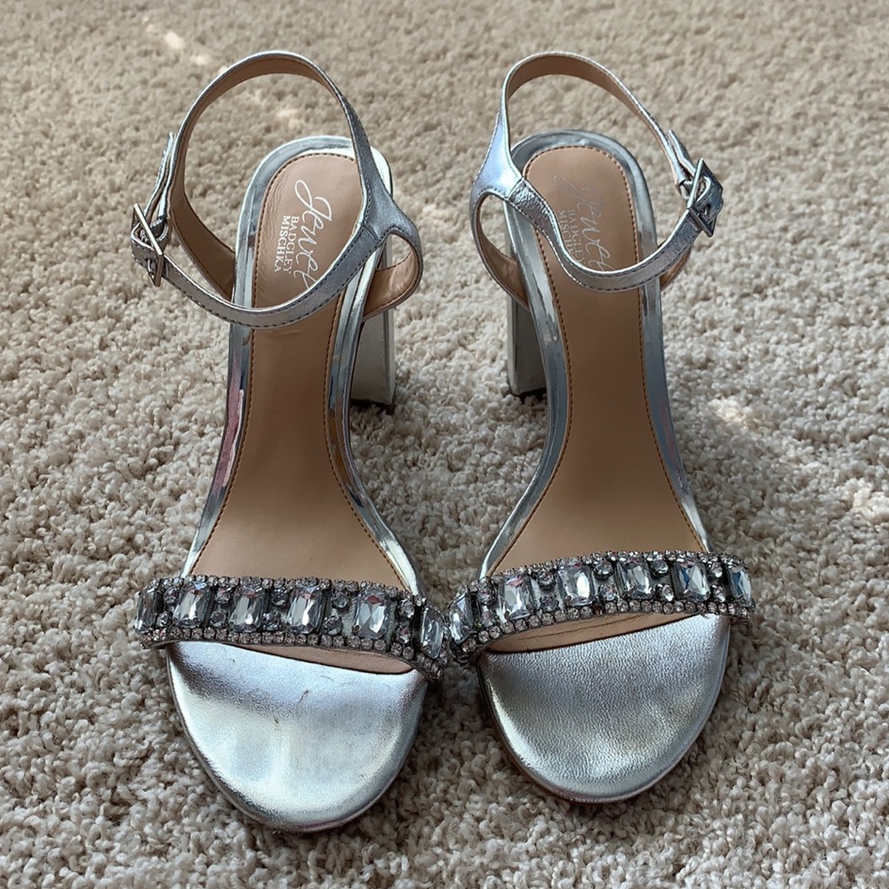 Size 8 Silver Heels